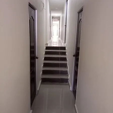 Hotel Heaven Lodge-2